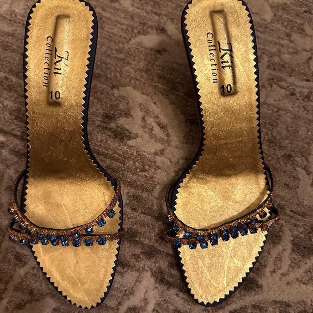 Kit Collection Gold Heels. 3 inch. Blue Embellishments